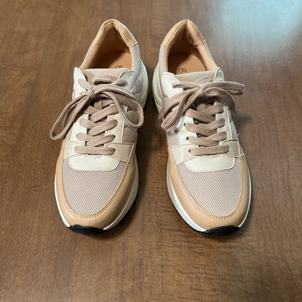 Running Errands Sneakers